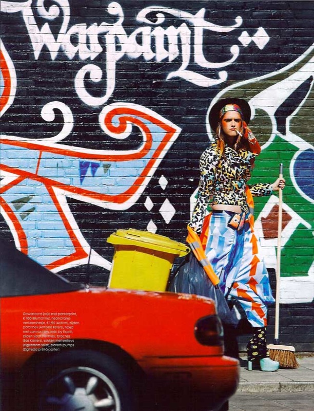 elle_warpaint.jpg